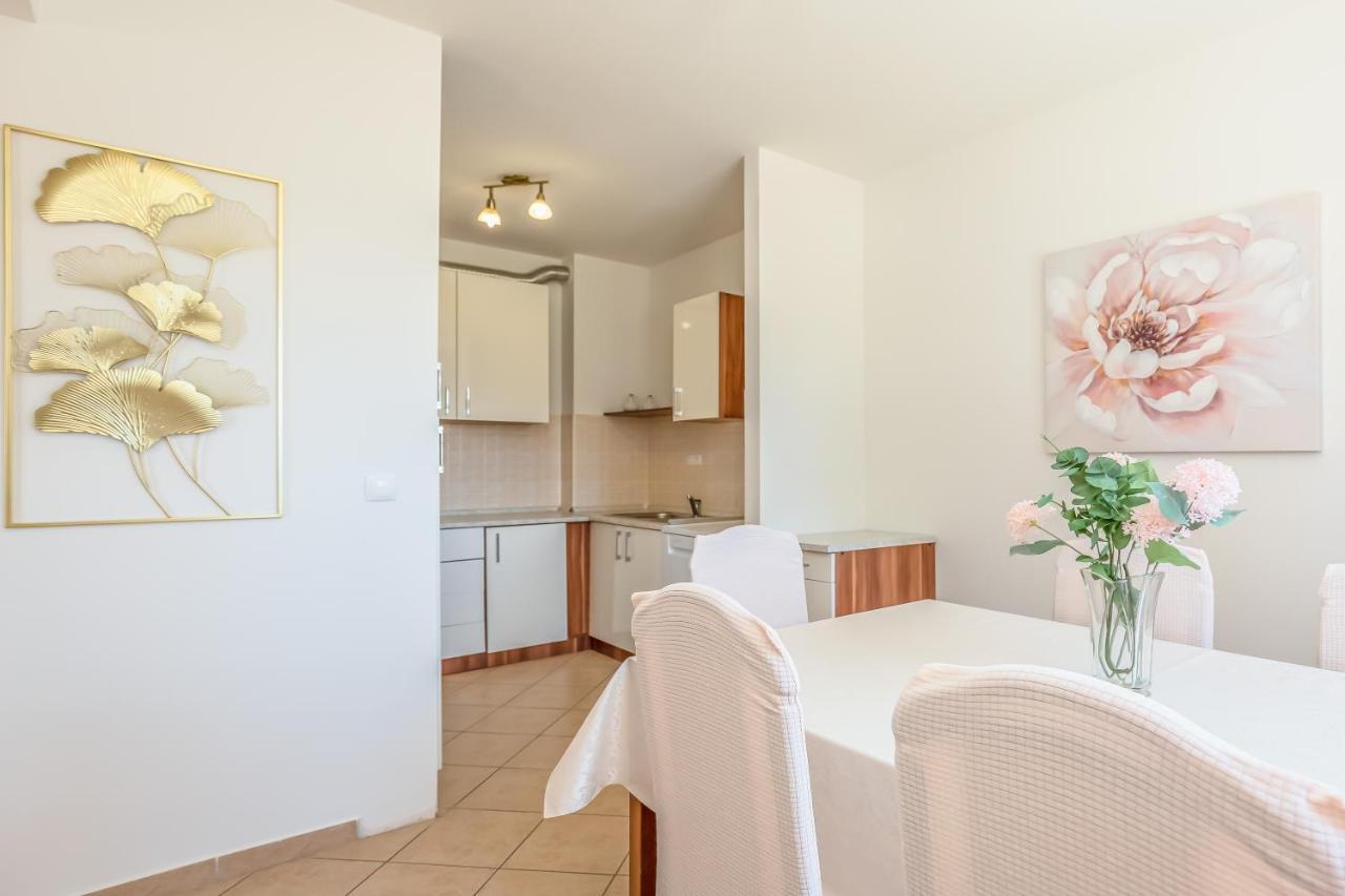 Indigo Apartment Makarska Exteriör bild